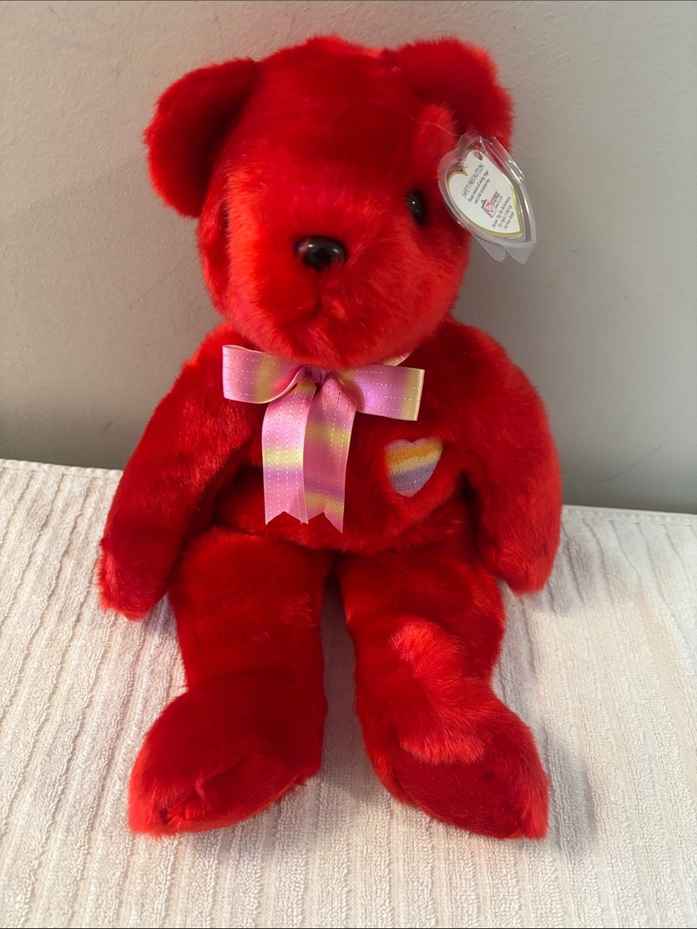 Ty Beanie Buddy Kiss-e the bear vintage